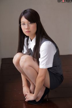 鉴黄师APP安装
